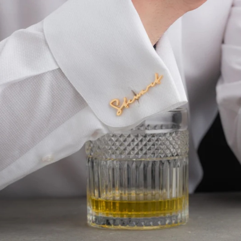 Custom Name Cufflinks 18K Gold - Men'S Grooming Gifts のレビューと価格